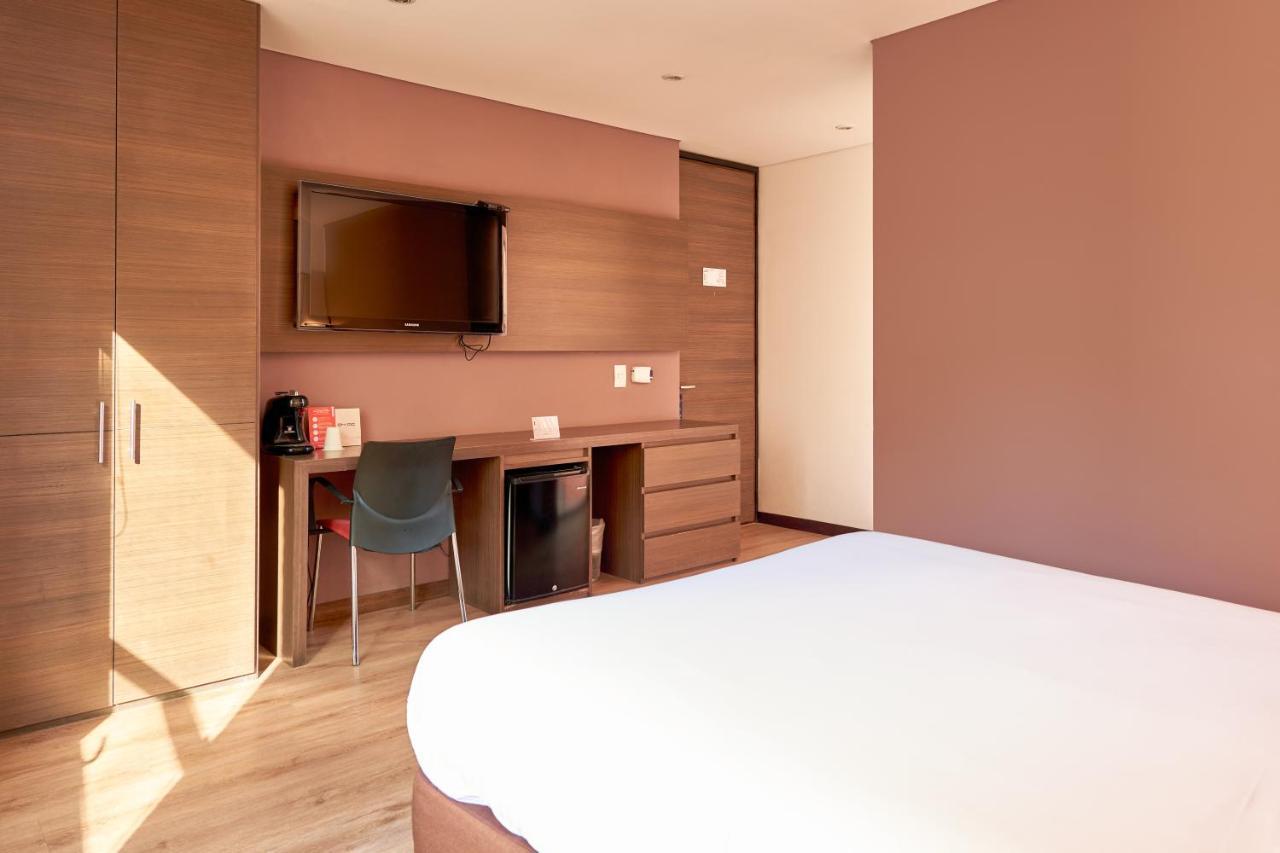 Hotel 84 Dc Bogotá Zewnętrze zdjęcie