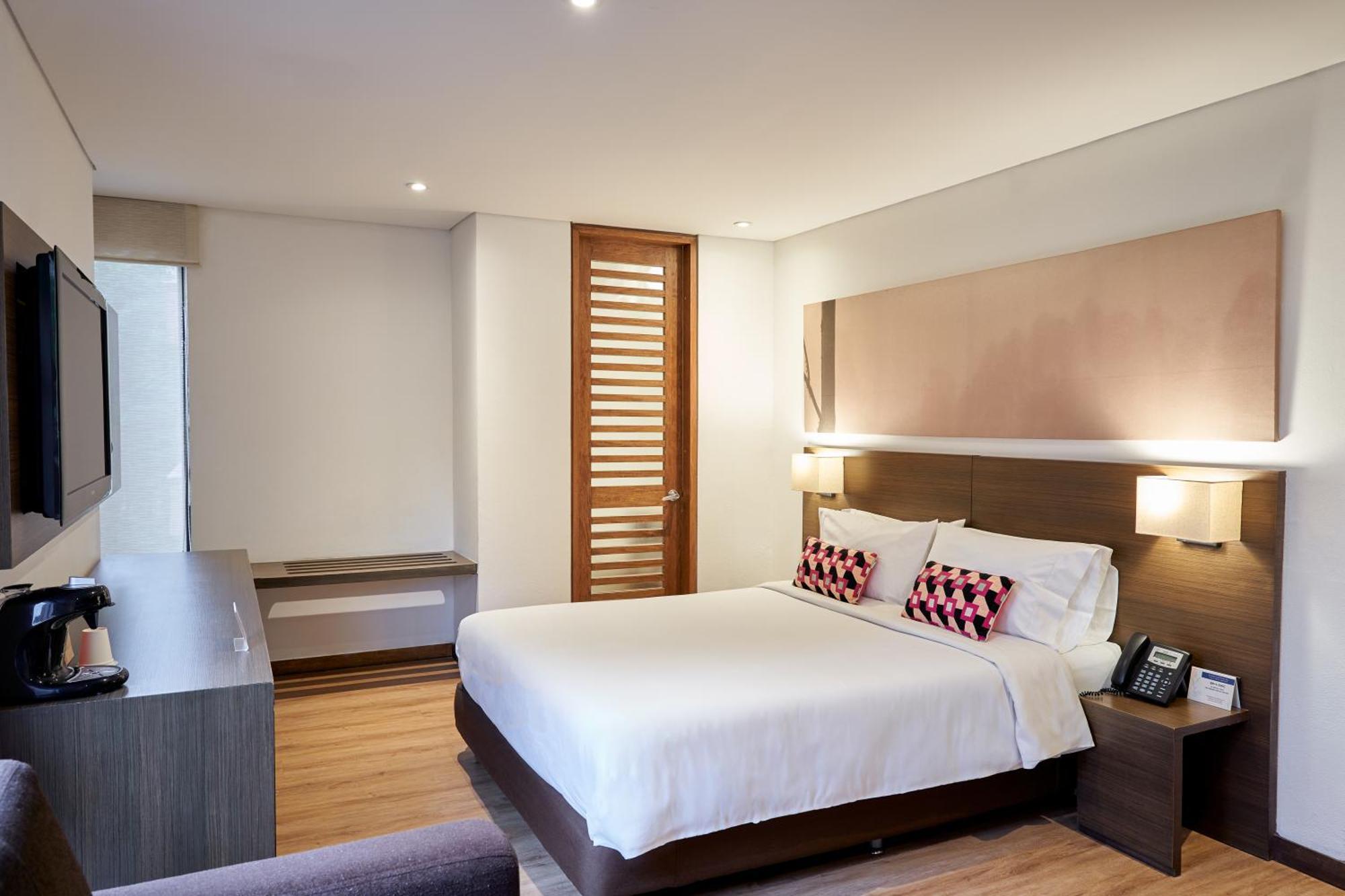 Hotel 84 Dc Bogotá Zewnętrze zdjęcie